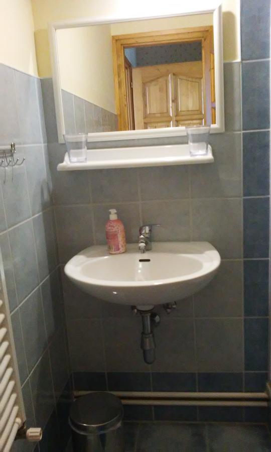 מלון Tiszafüred Janosi Vendeghaz מראה חיצוני תמונה